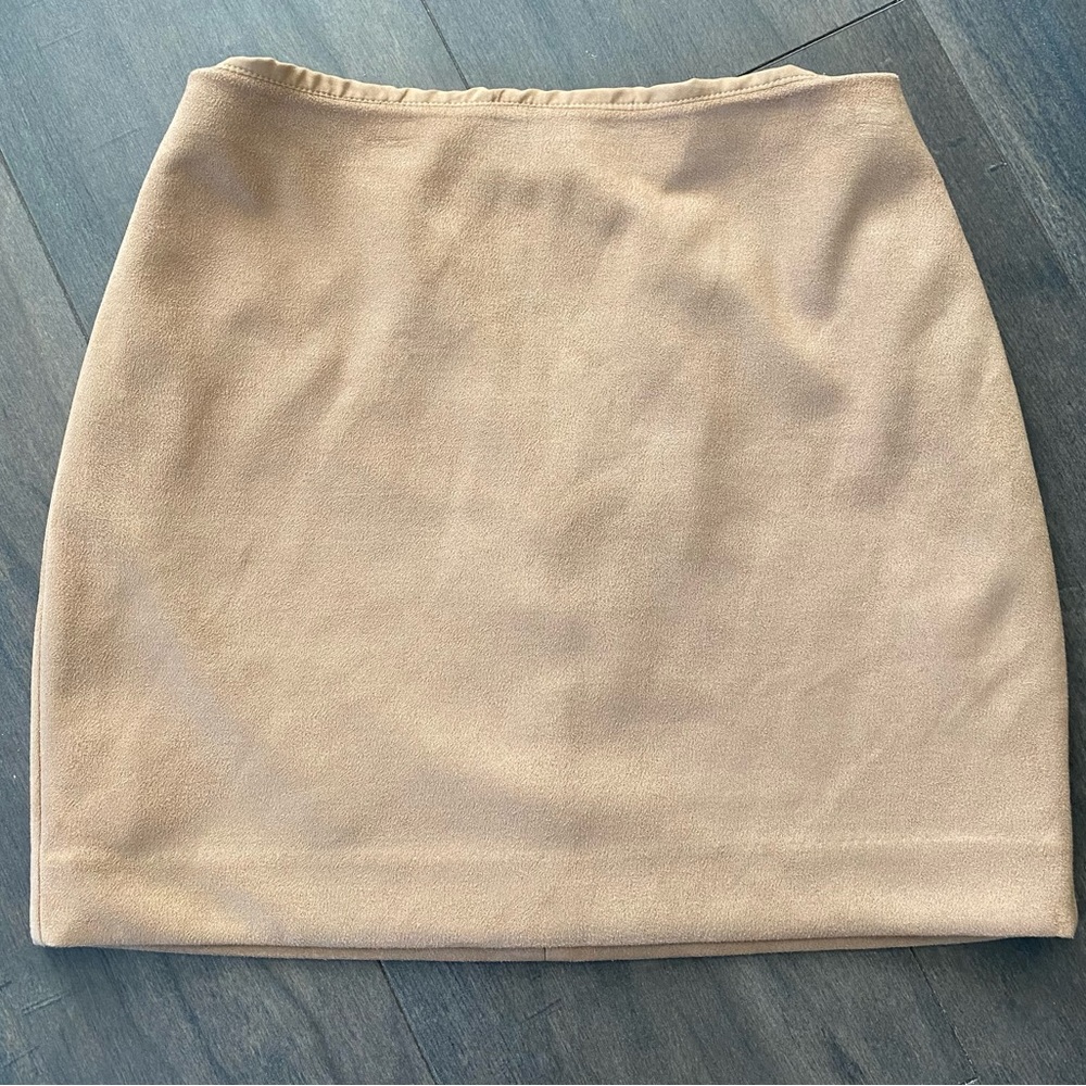 Express suede mini skirt size 0